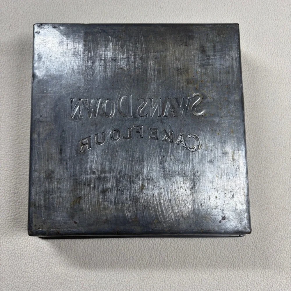 Vintage EKCO 630 Swans Down Cake Flour Square‎ Baking Pan Metal Tin 8 Inch